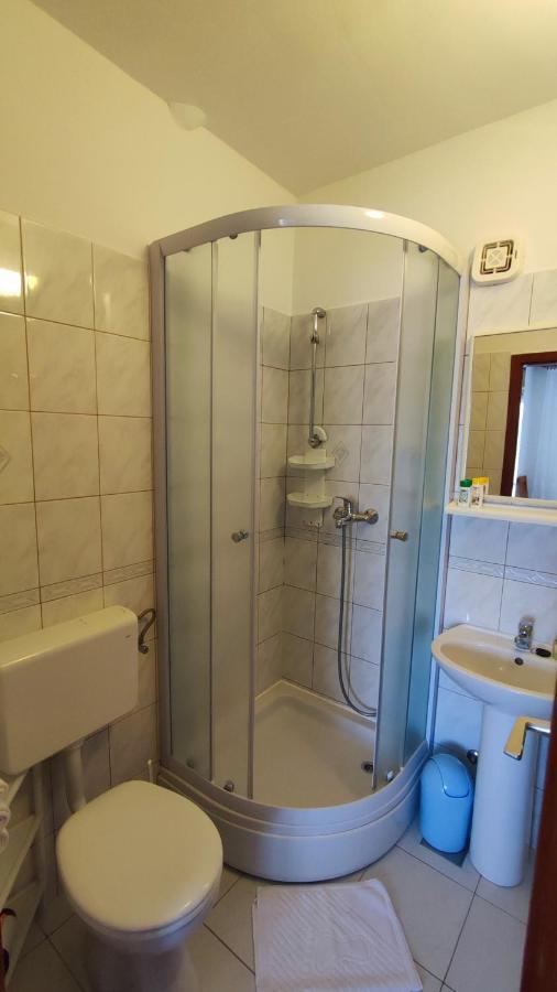 Apartments & Rooms Anita Χβαρ Εξωτερικό φωτογραφία